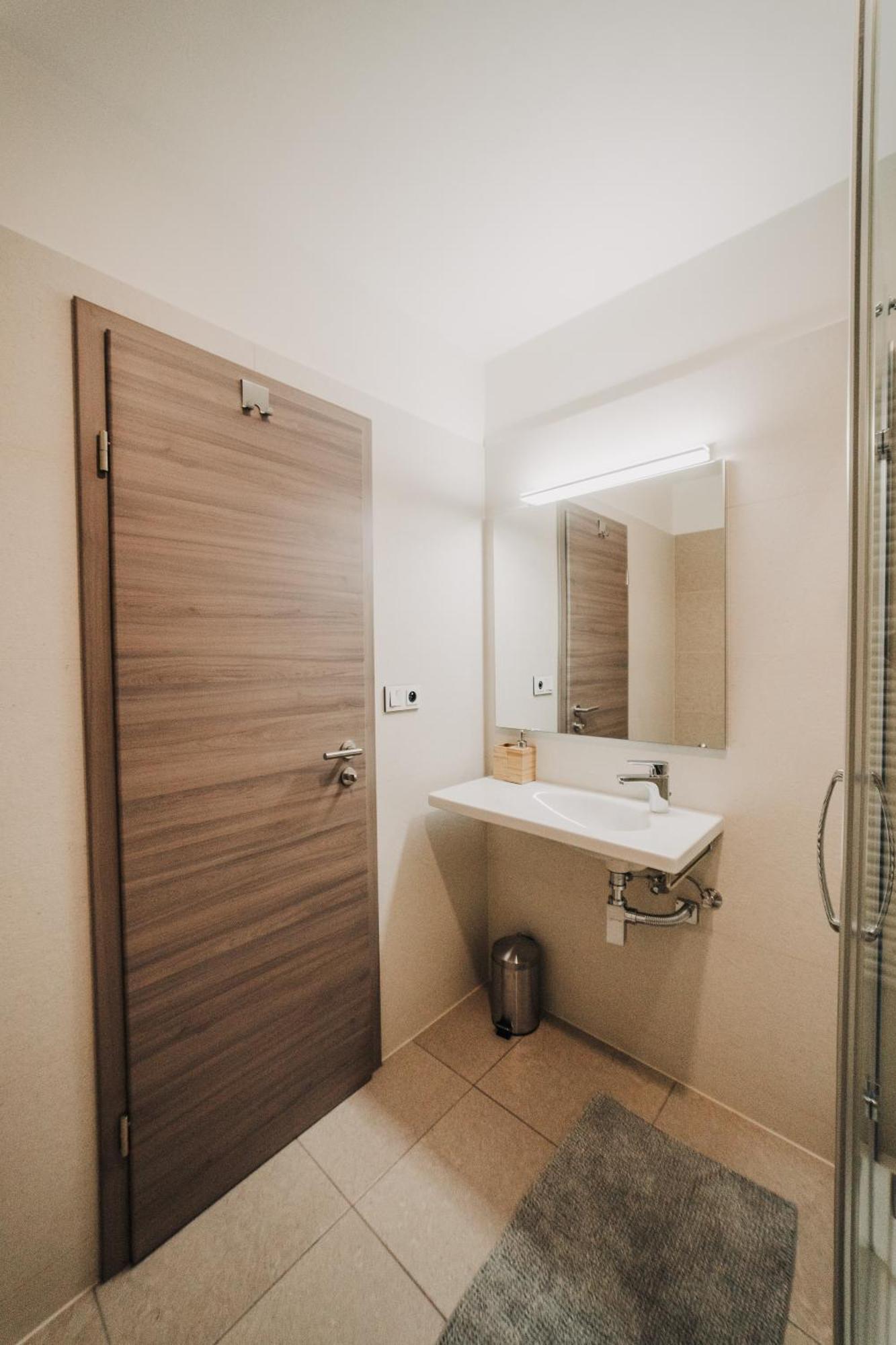 Citybeat Apartments, 400M From The Square Plzeň Buitenkant foto