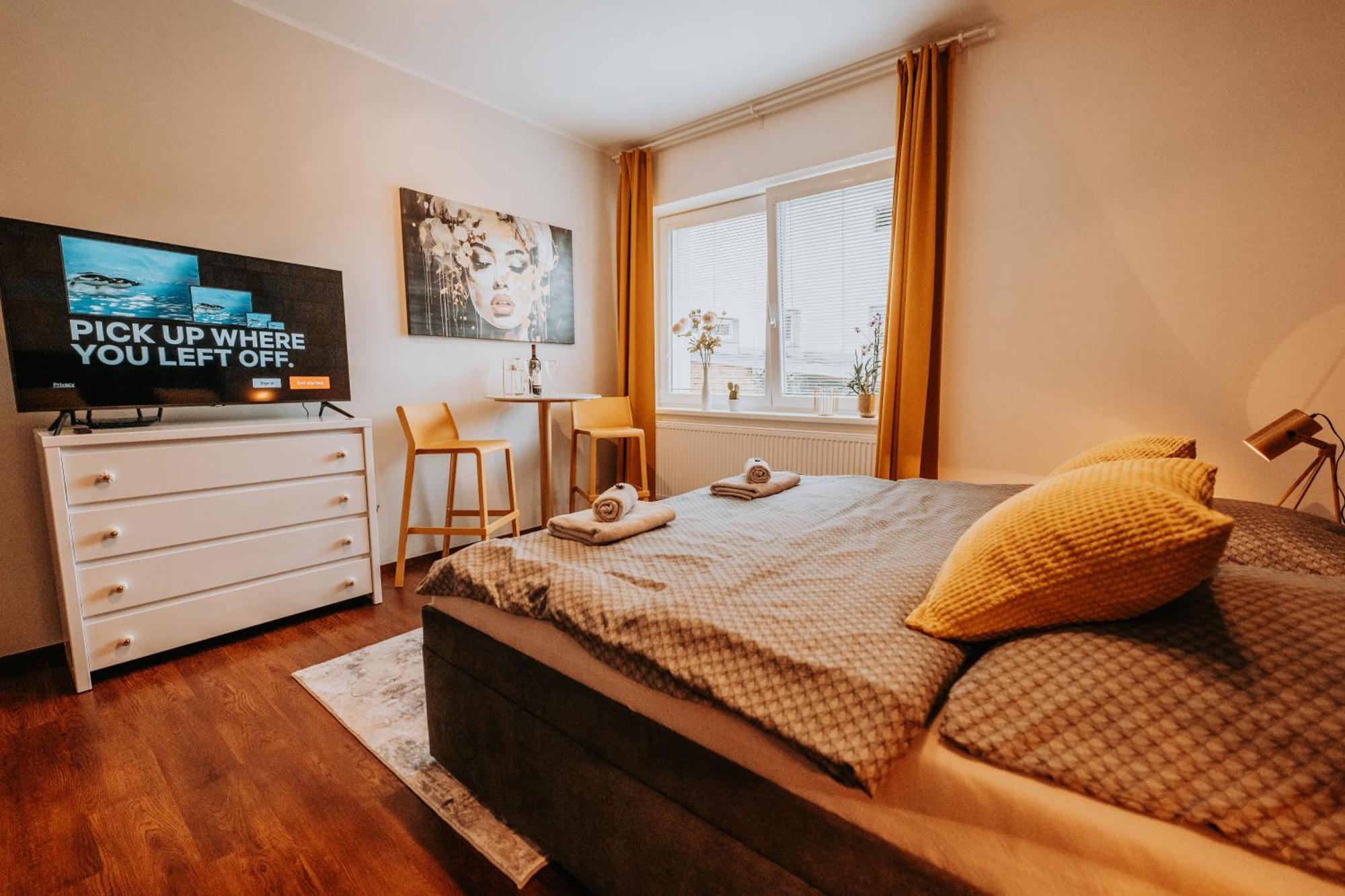 Citybeat Apartments, 400M From The Square Plzeň Buitenkant foto